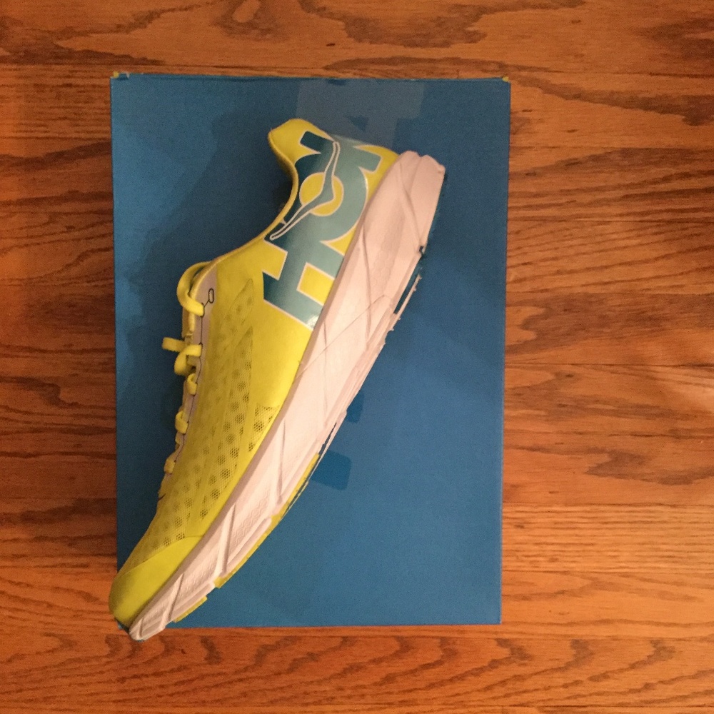 Sold Hoka One One M Tracer